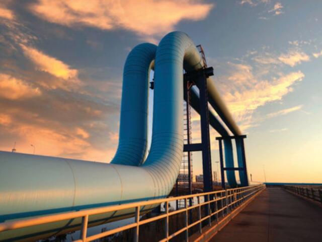 Summit Carbon Solutions pipeline carbon dioxide pipeline South Dakota Iowa Utilities Commission amendment South Dakota eminent domain ban carbon pipeline project Midwest North Dakota pipeline approval carbon capture and storage CO2 pipeline route change Summit Carbon project update South Dakota energy legislation