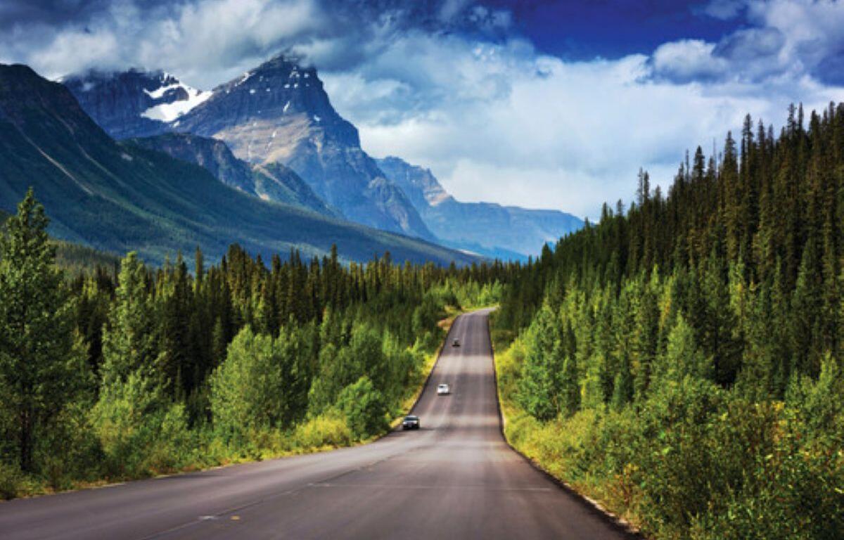 Memorial Day travel 2025 AAA travel forecast South Dakota holiday destinations Mount Rushmore Memorial Day Falls Park Sioux Falls tourism Deadwood travel weekend Hot Springs South Dakota attractions record-breaking travel Memorial Day road trip Memorial Day 2025 South Dakota Memorial Day plans family travel South Dakota holiday weekend traffic forecast