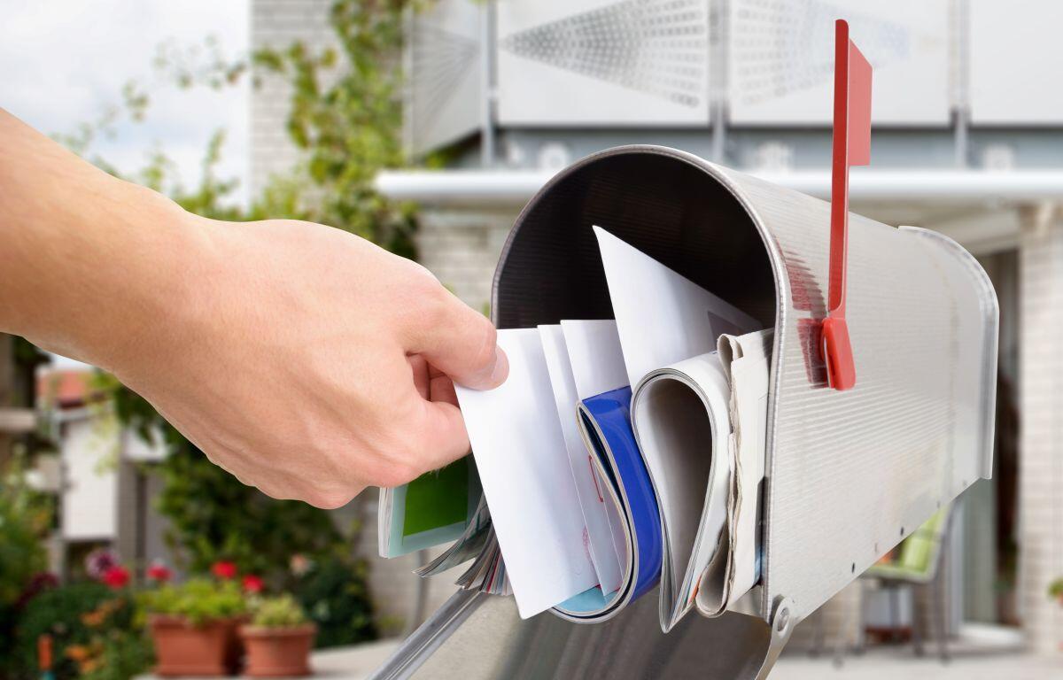 Pierre mail carrier theft Nicholas Travers Menards rebates U.S. District Judge Eric Schulte sentencing mail theft Pierre South Dakota Menards rebate fraud Pierre court case mail theft South Dakota crime news unsupervised probation mail theft mail theft prosecution Pierre postal crime