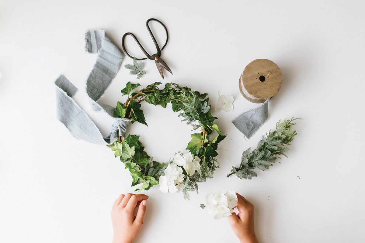 holiday wreath DIY how to make a wreath Christmas wreath crafting evergreen wreath instructions holiday décor ideas DIY holiday crafts homemade Christmas decorations wreath-making guide winter crafting projects Mitchell holiday decor