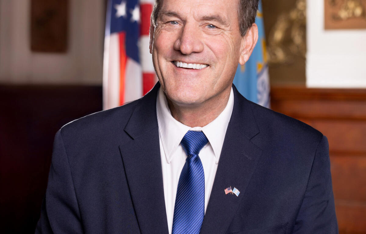 SD Gov Larry Rhoden
