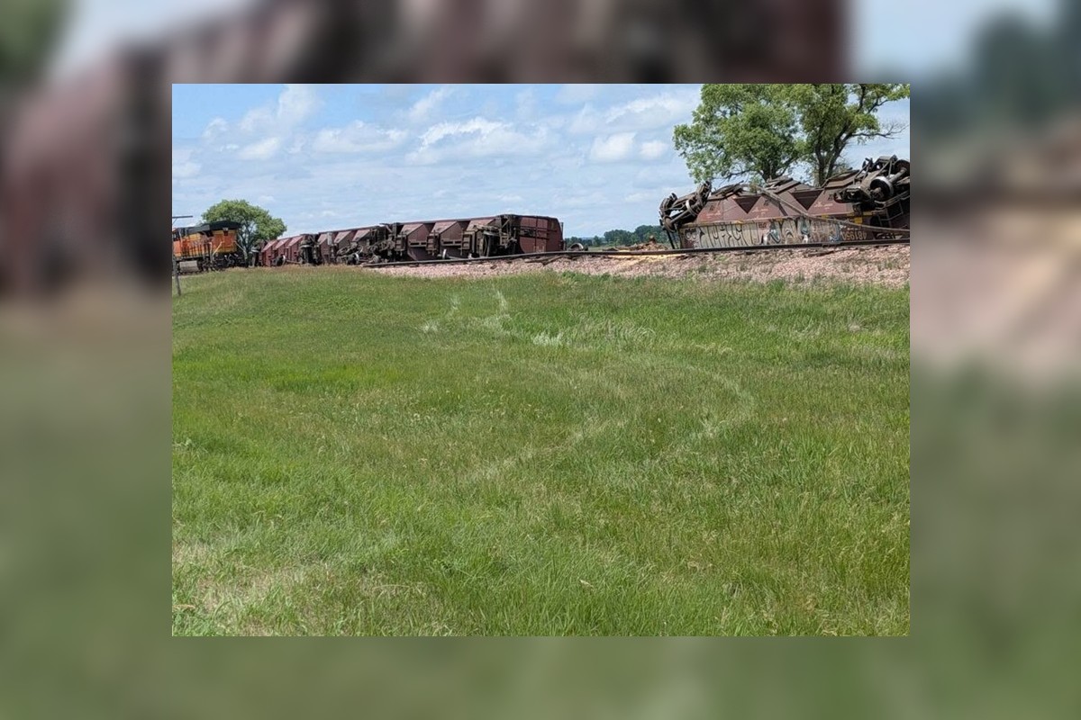 Train cars derailed between Kimball and White Lake in Aurora County, June 2026
