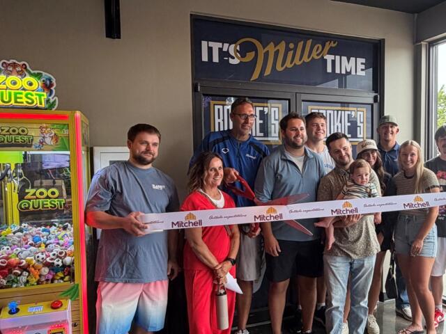 Blarney's and the Mitchell Area Chamber of Commerce cut the ribbon on the sports bar's new arcade and casino room.