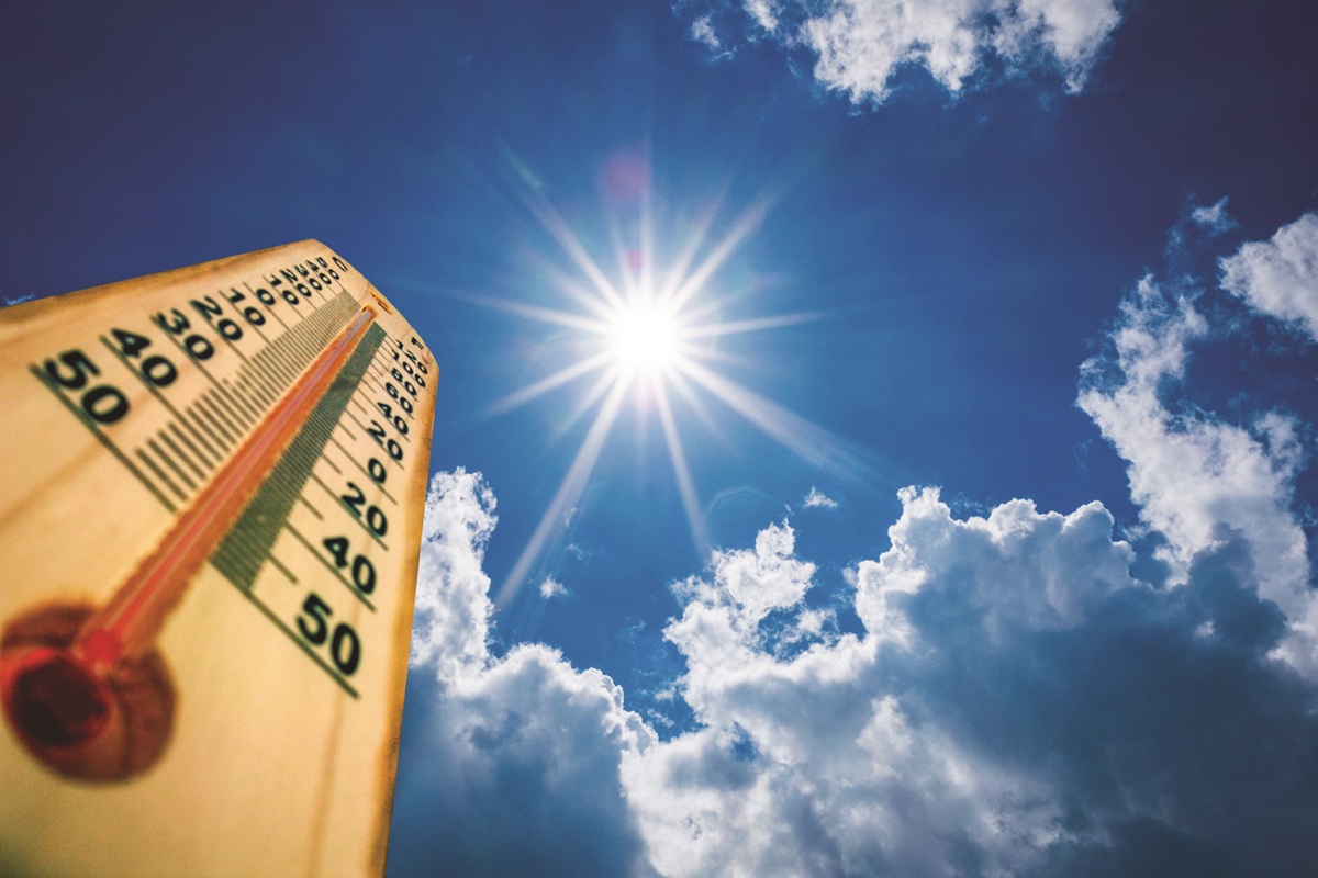 Sun beating down on a thermometer