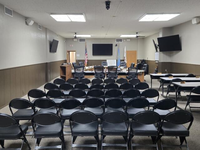 Council chambers at Mitchell City Hall when empty.