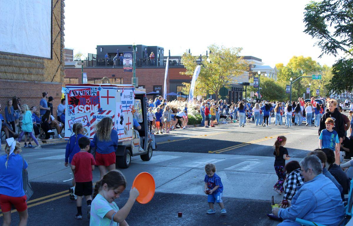 DWU Blue and White Days Parade