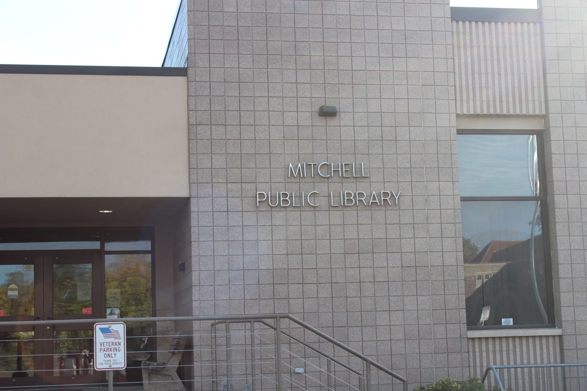 Front of Mitchell Public Library