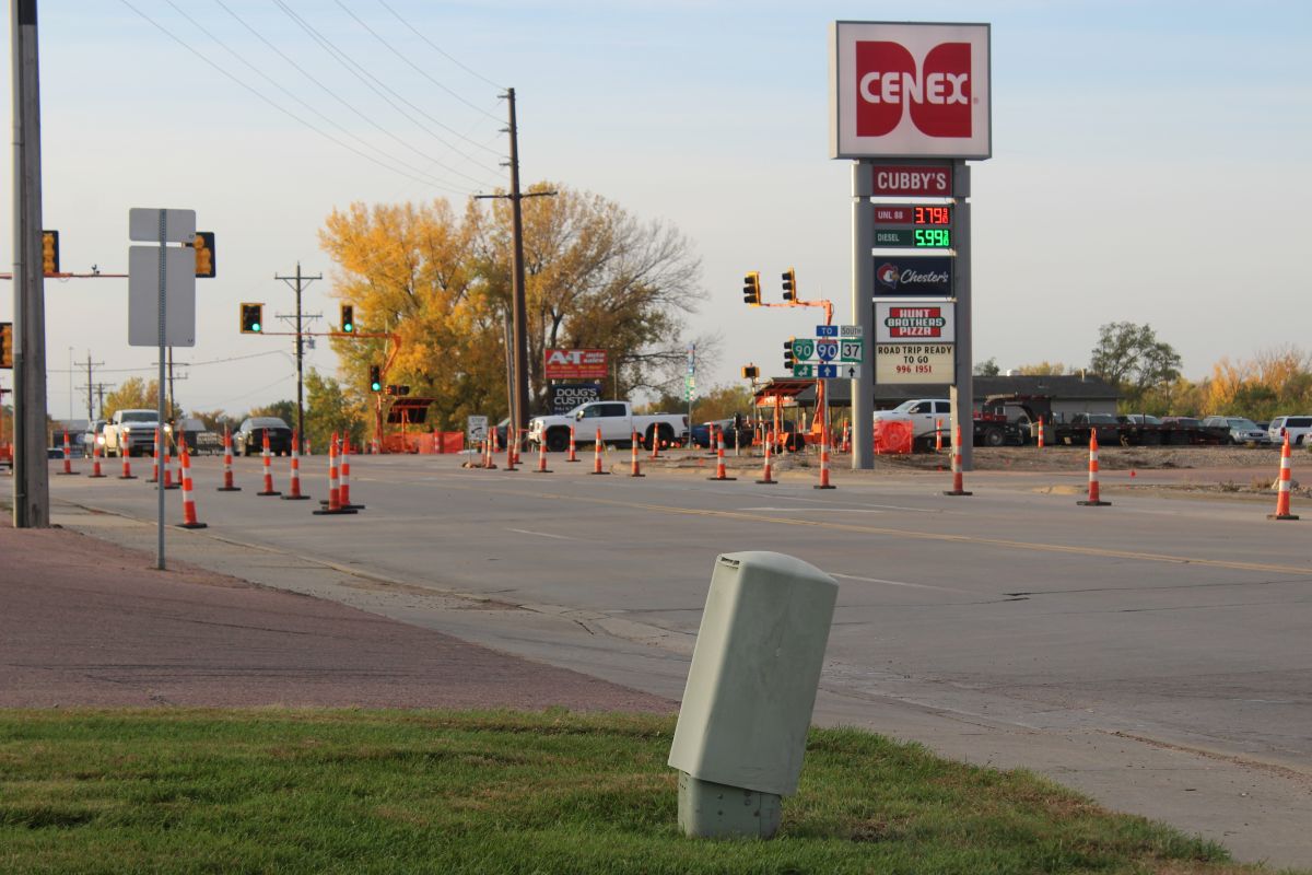 Traffic signal upgrades to affect Highway 37 intersection in Mitchell through Nov. 13
